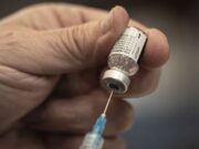 Bloomberg: страны с низким уровнем дохода отказались от закупок вакцины Pfizer и BioNTech