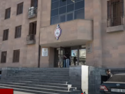 Участников акции доставили в отделения полиции (прямое включение)