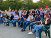 Встреча лидеров движения «Сопротивление» и граждан на Площади Франции