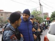 «Черных» и «белых» в армянском обществе не будет — Арам Вардеванян