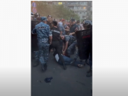 Напряженная ситуация на улице Демирчяна: полиция применила жесткую и несоразмерную силу