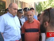 Граждане передали губернатору Армавира документ движения «Сопротивление» по Арцаху