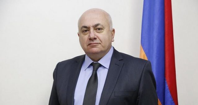 թանանյան