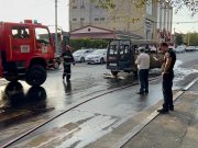 У правительственной дачи сгорел автомобиль: испугавшись дыма, Пашиняна спешно эвакуировали
