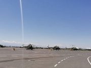 Экипажи российских вертолетов выполнили учебно-тренировочные полеты в небе Армении