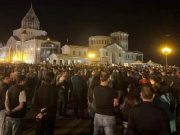 В Арцахе начался стихийный митинг
