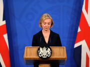 Трасс покидает пост премьер-министра Великобритании
