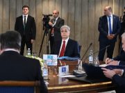 Токаев высказался за урегулирование армяно-азербайджанского конфликта политико-дипломатическим путем