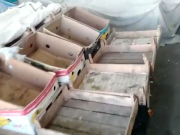 Пустые павильоны рынка Степанакерта (видео)