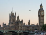СМИ: спецслужбы Британии нашли китайский датчик в правительственной машине