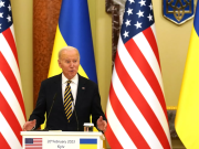 США связались с Россией перед визитом Байдена в Киев