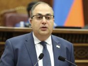 Между двумя депутатами от власти и оппозиции произошла драка