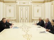 Никол Пашинян сегодня принял вице-премьера РФ Алексея Оверчука