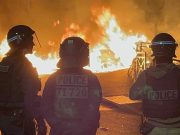 Беспорядки во Франции: власти решили направить бронетехнику на борьбу с протестами