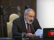 Пашинян вспоминает о гуманитарном кризисе в Арцахе раз в неделю