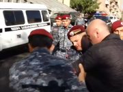 Полиция в ходе акций неповиновения задержала Андраника Теваняна
