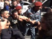 «Красные береты» применили несоразмерную силу: Левон Кочарян госпитализирован