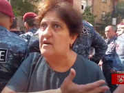 Завтра турки придут к вам домой и убьют ваших детей — жительница Арцаха «красным беретам»