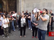 «Позор!»: протестующие «навестили» готового стрелять в них Андраника Кочаряна