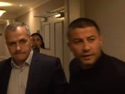 В гостинице Marriott проходит закрытое обсуждение с участием президента и депутатов Арцаха