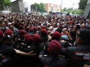 В ходе стычек у здания МИД были задержаны 26 протестующих