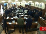 Обсуждения в мэрии на тему подорожания транспорта вылились в потасовку