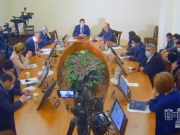 Айвазян: официальную позицию Еревана озвучивают премьер и глава МИД