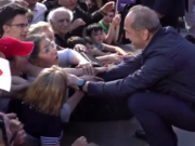 Селфи, приветствия, пожелания победы: кадры после митинга в Нор Норке