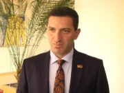 «Не могу врать народу»: Геворк Петросян уходит из политики