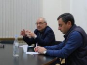 Вазген Манукян встретился с политологами, военными и медиа-экспертами