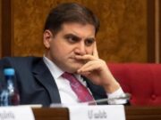 Представители ЛГБТ-сообщества и Арман Бабаджанян против Вазгена Манукяна