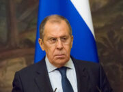 Мы должны побудить Армению и Азербайджан согласовать ключевые положения, ведущие к стабилизации ситуации, заявил Лавров