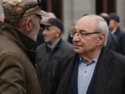 Сегодня в 17:00 Вазген Манукян вновь встретится с согражданами на площади Свободы