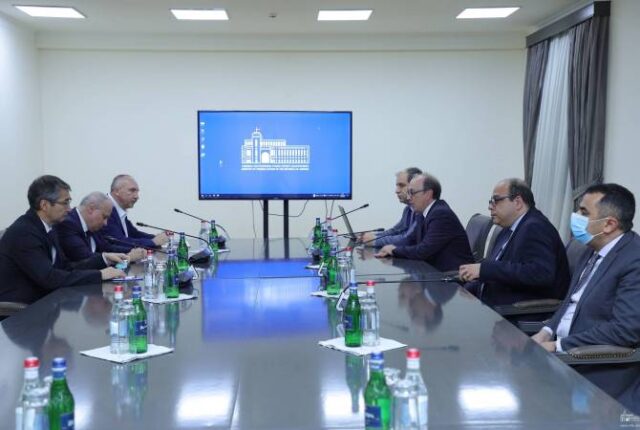 айвазян