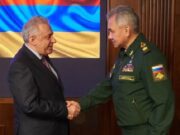 Главы МО РФ и Армении достигли договоренности по разрешению ситуации на армяно-азербайджанской границе