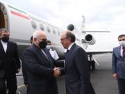 Глава МИД Ирана прибыл в Армению