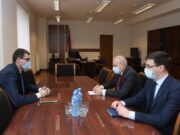 Министр труда и социальных вопросов РА принял посла России Сергея Копыркина
