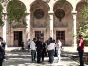 Сторонники Пашиняна напали на съемочную группу Yerevan.Today