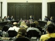 Пашинян провел очередную встречу с родителями пропавших без вести военнослужащих