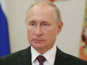Путин обратился с призывом прекратить боевые действия в Карабахе