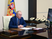 Путин обсудил с членами Совбеза ситуацию на границе Армении и Азербайджана