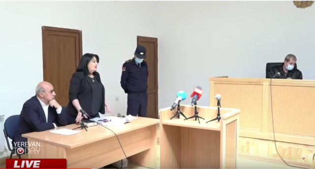 суд